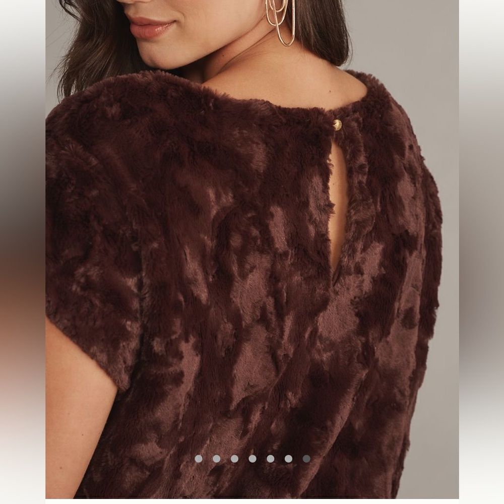 Maeve Faux- Fur Tee - Picture 7 of 7